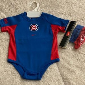 Chicago Cubs Onesie/Bodysuit with booties